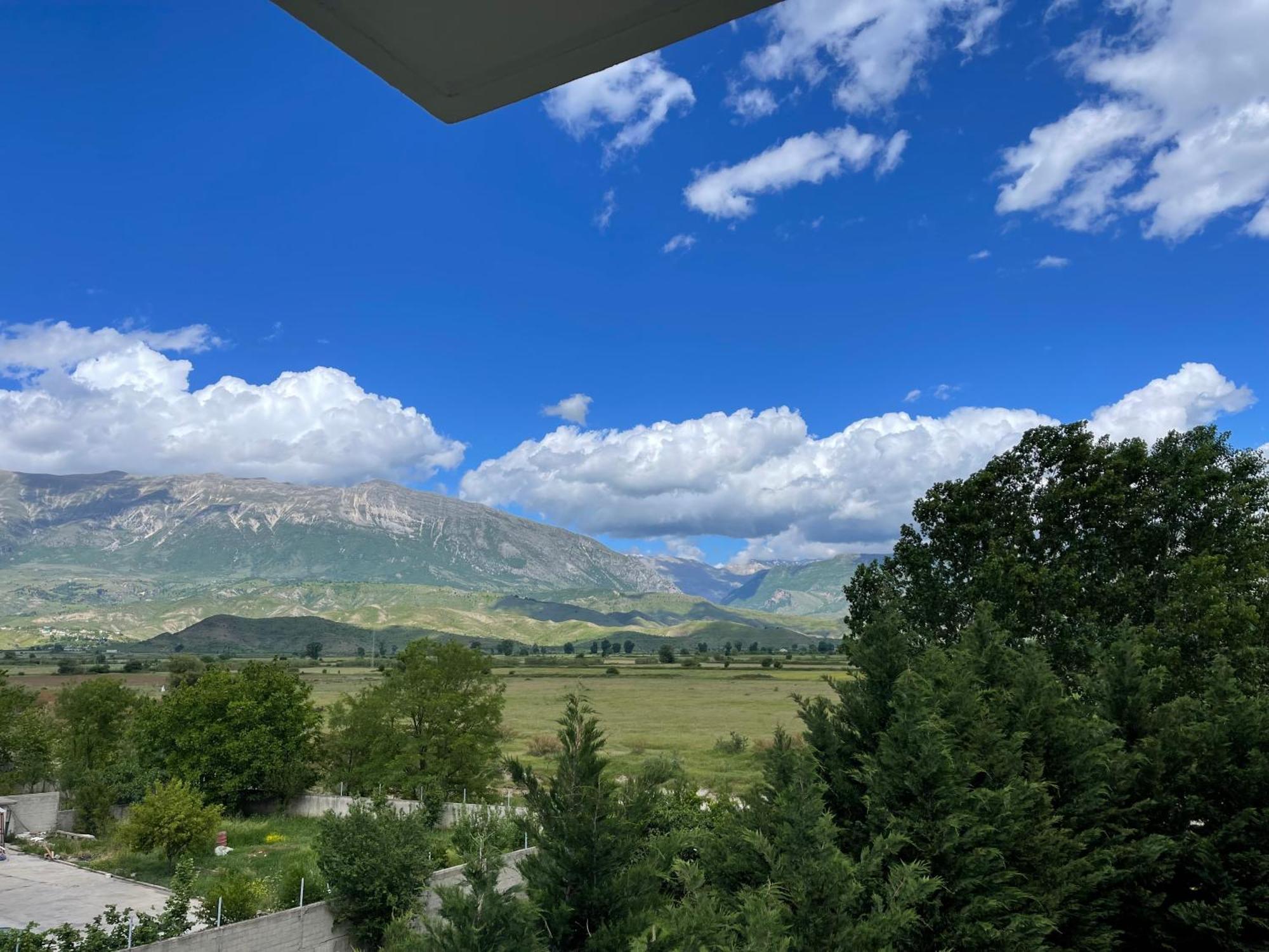 Hotel Selfo Gjirokastër Esterno foto